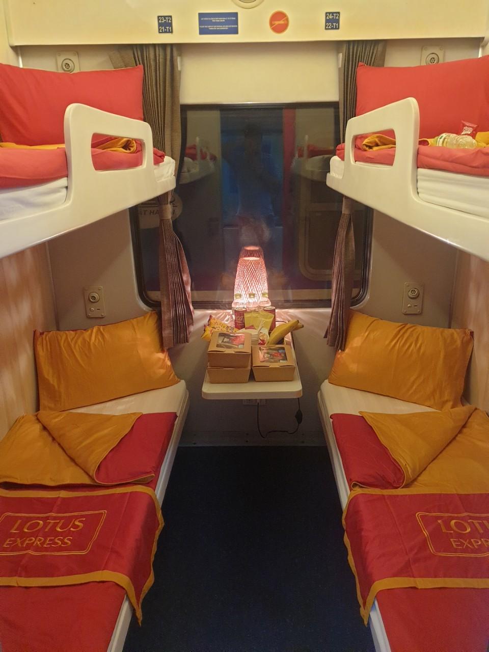 Ha Noi – Hue on SE19 Lotus Express (19h50 – 09h10) available from 02 March 2023 (Deluxe 4 Berths Cabin, One Way)
